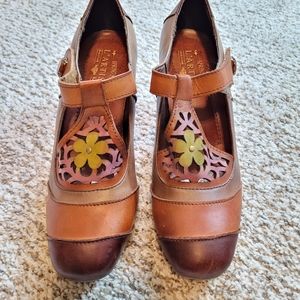LArtiste Jardin Leather Floral Laser Cut Mary Jane sz 38